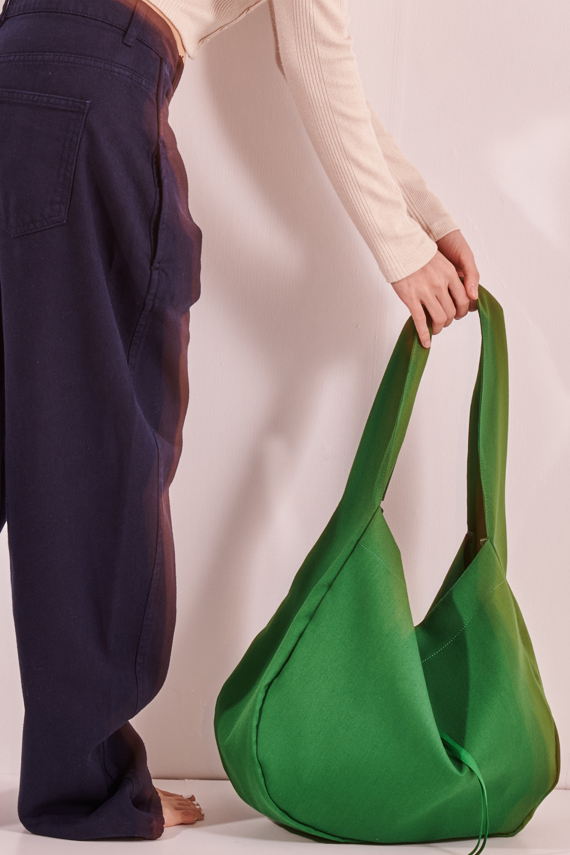 Wool silk Bag &#039;Balluchon&#039; green